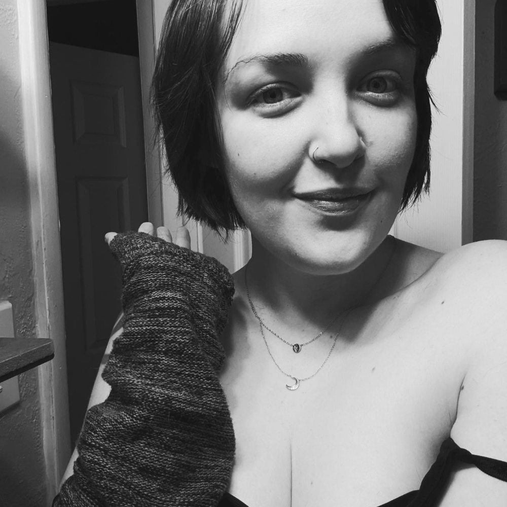 Meet your Posher, Goldie